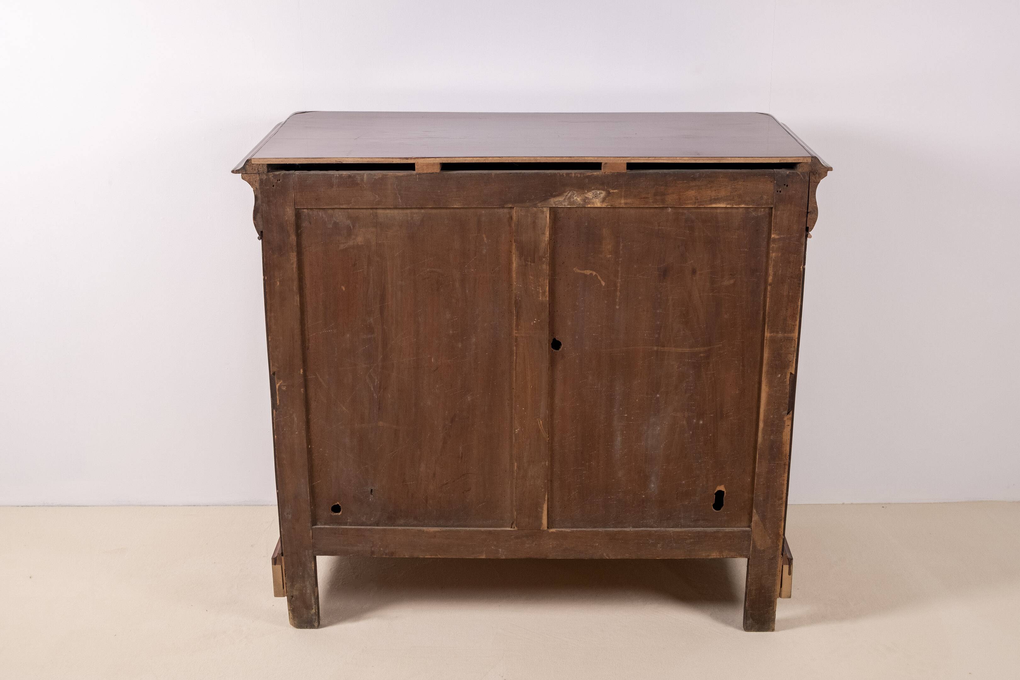 Cabinet Louis Philippe en acajou fabriqué en Belgique