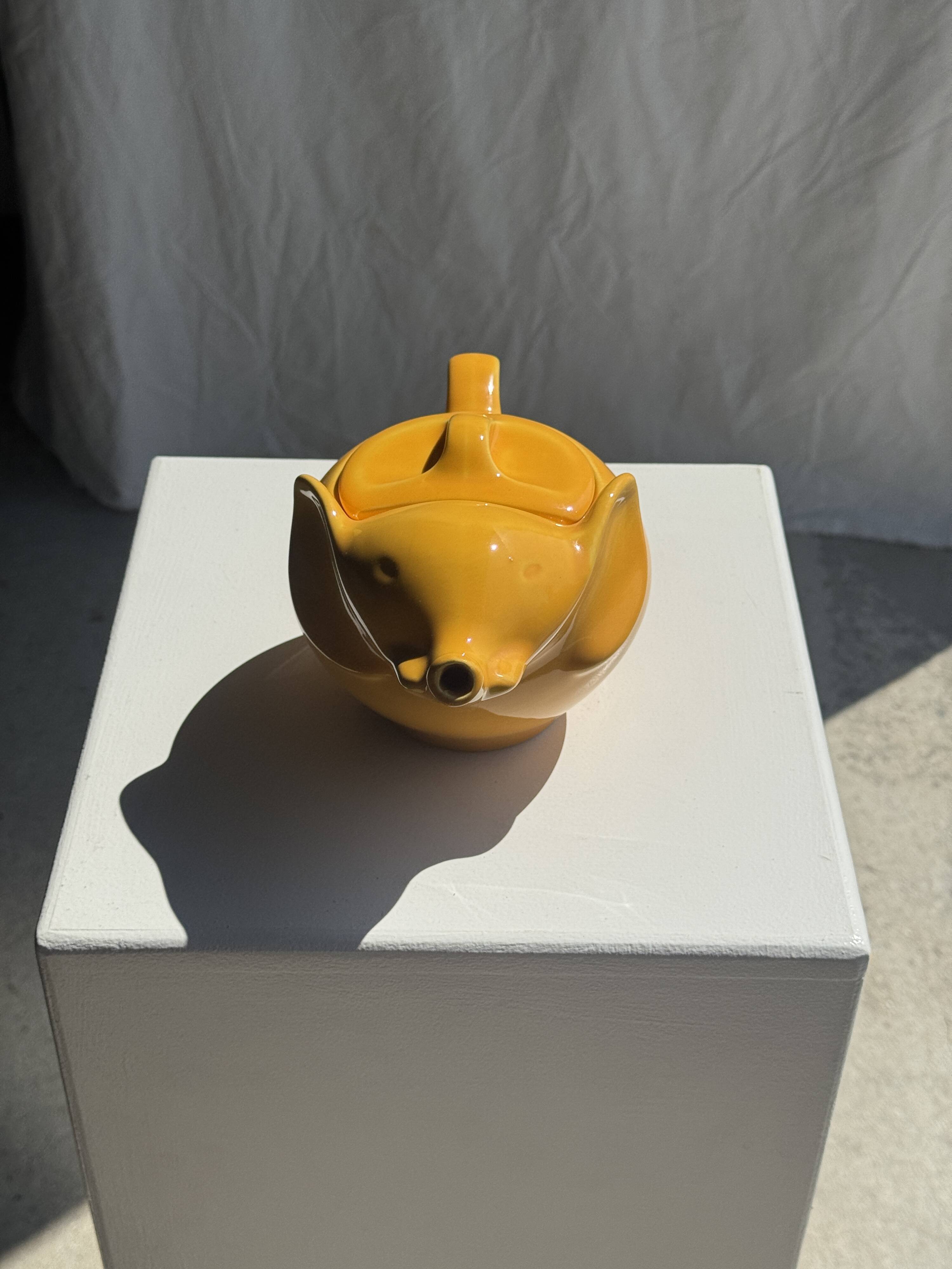 Vintage yellow elephant teapot