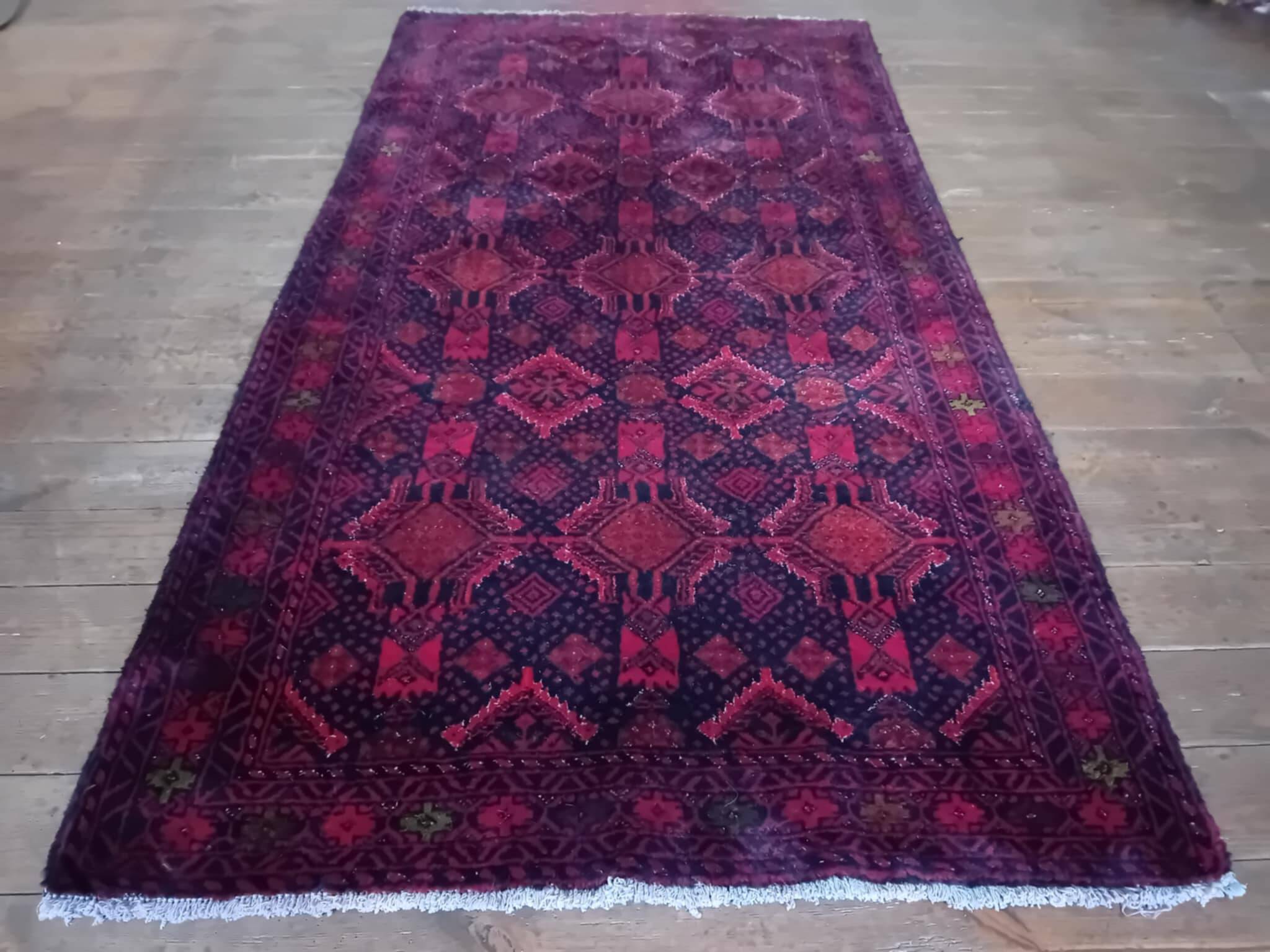 Handmade Persian Beluch Rug 198x105cm