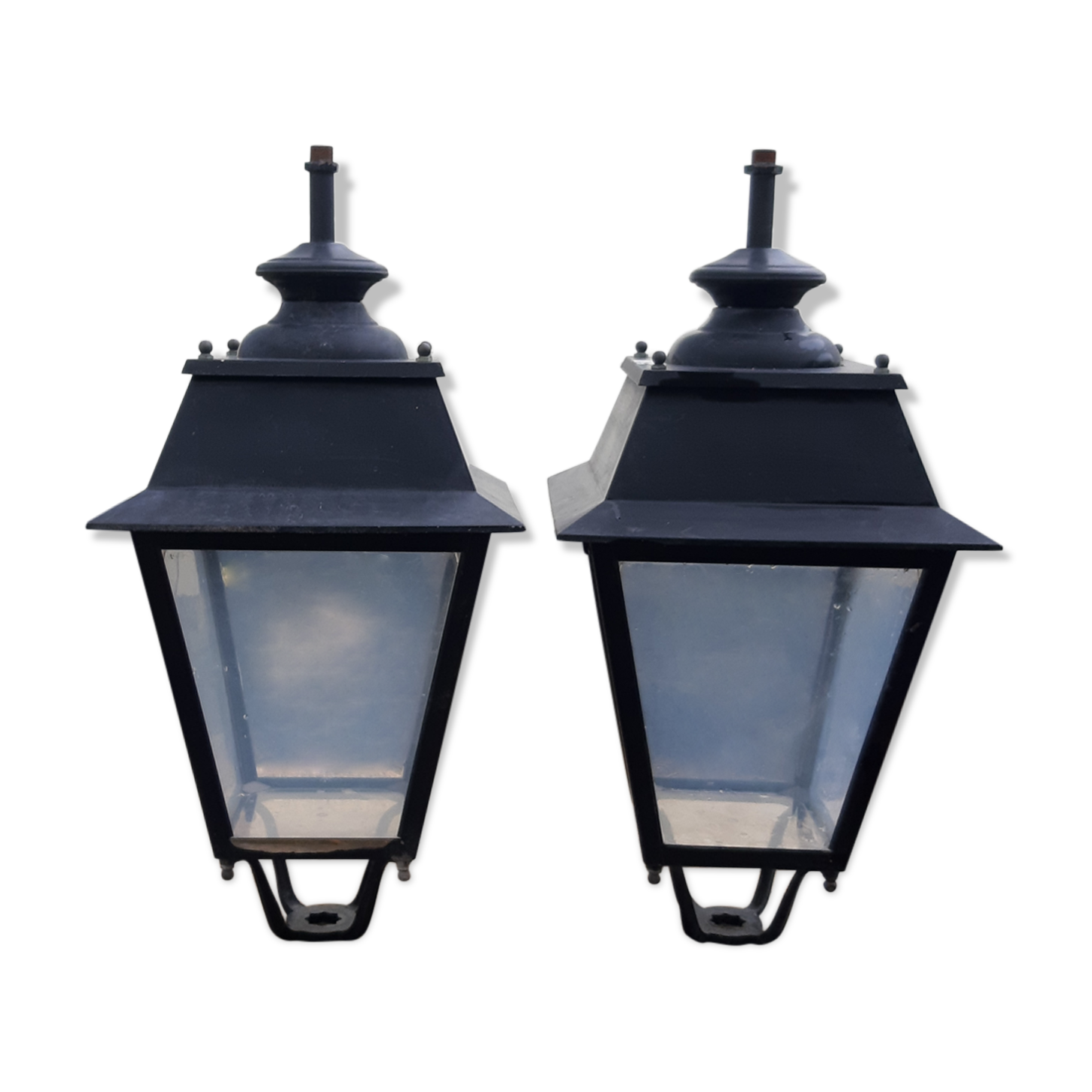 Pair of lanterns