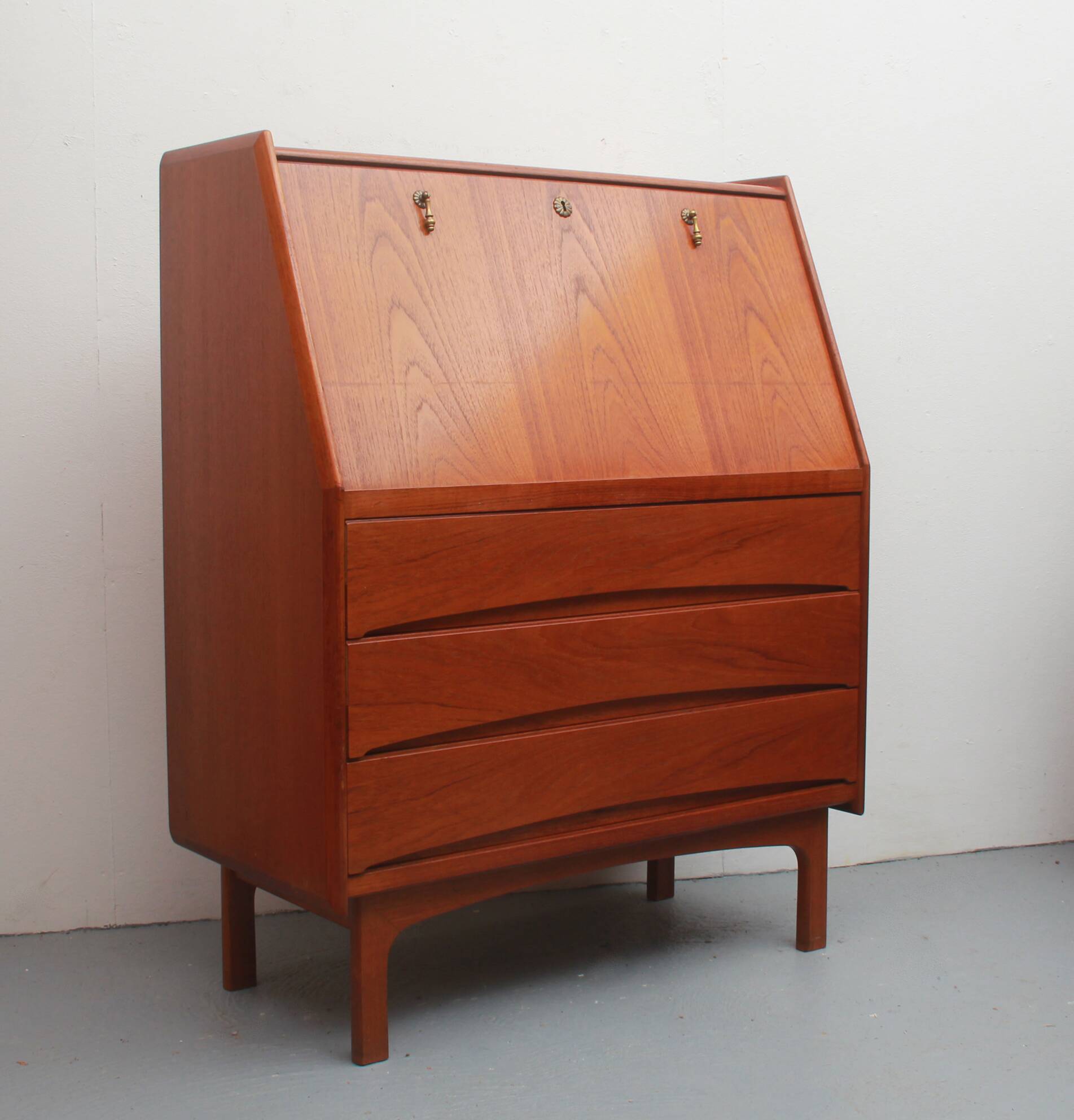 Secrétaire des années 1960 Bernhard Pedersen & Fils en teck