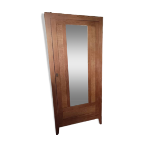 Armoire parisienne en