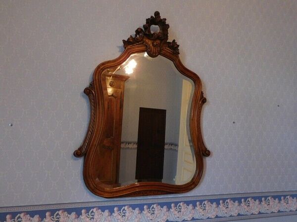 Miroir rocaille louis XV en noyer a accrocher au mur  110x85cm