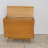 Commode du milieu du siècle par Nepožitek & Landsman pour Jitona, années 1970