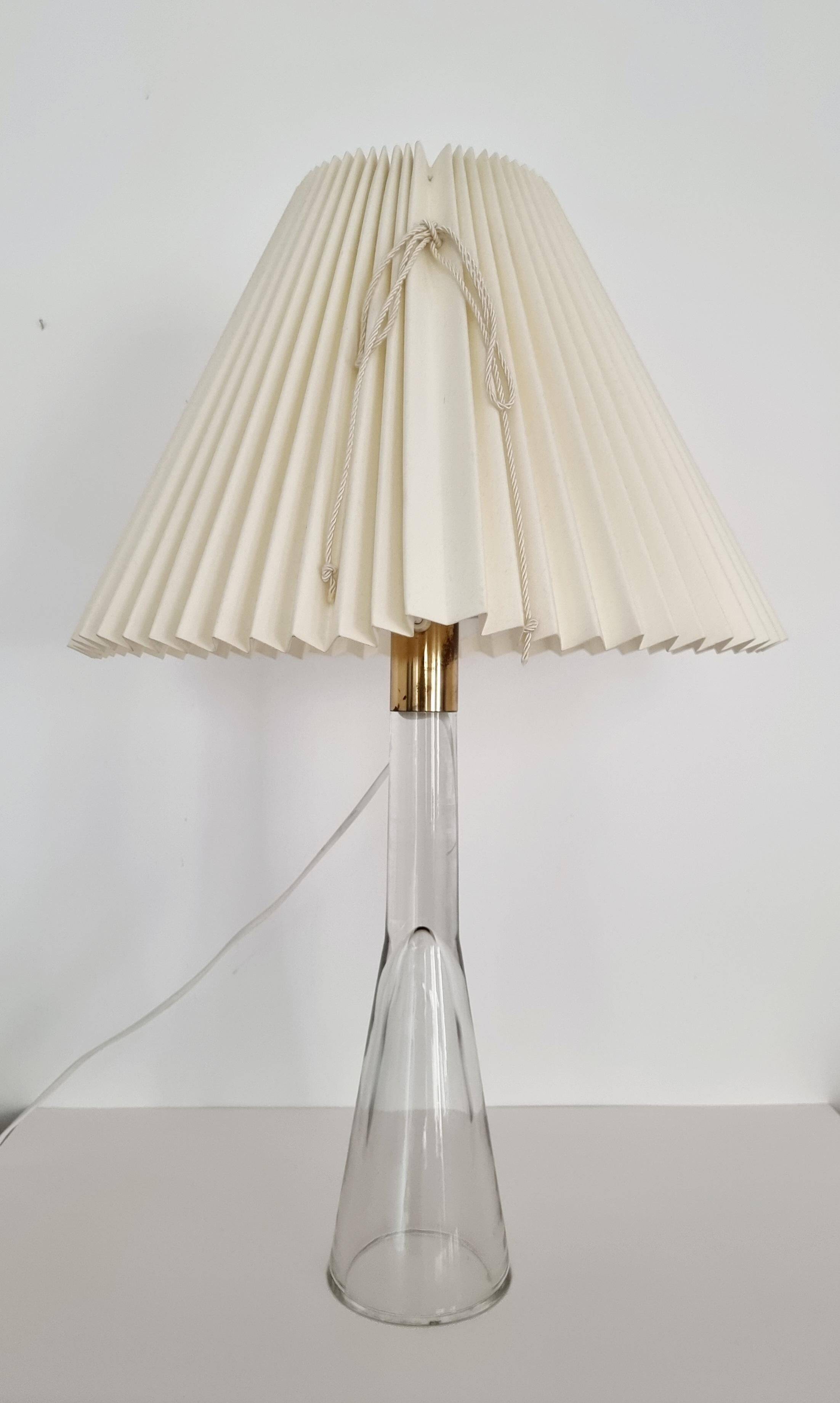 Desk lamp, glass and brass, mid-century modern / Scandinavian, Orno Oy Finland.