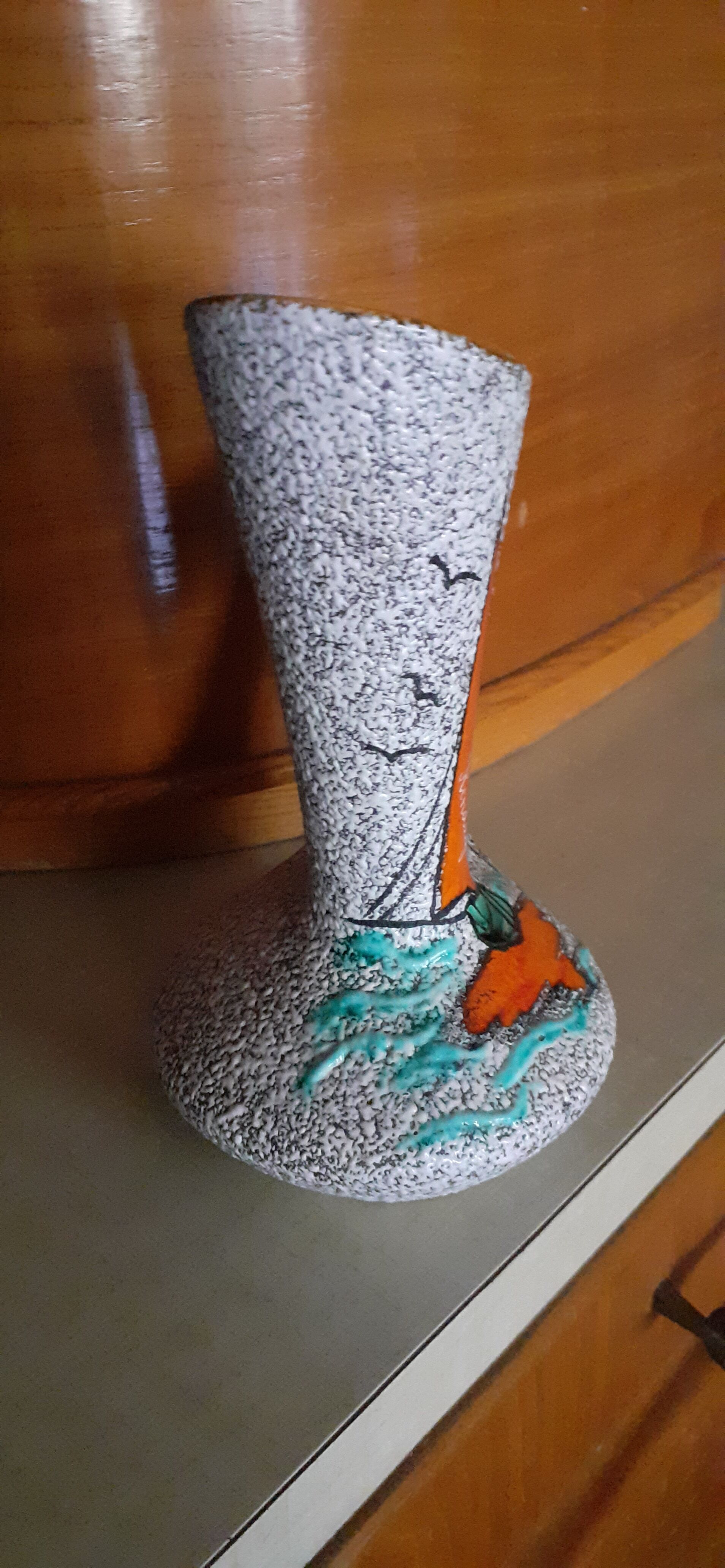 Vase signed Tess