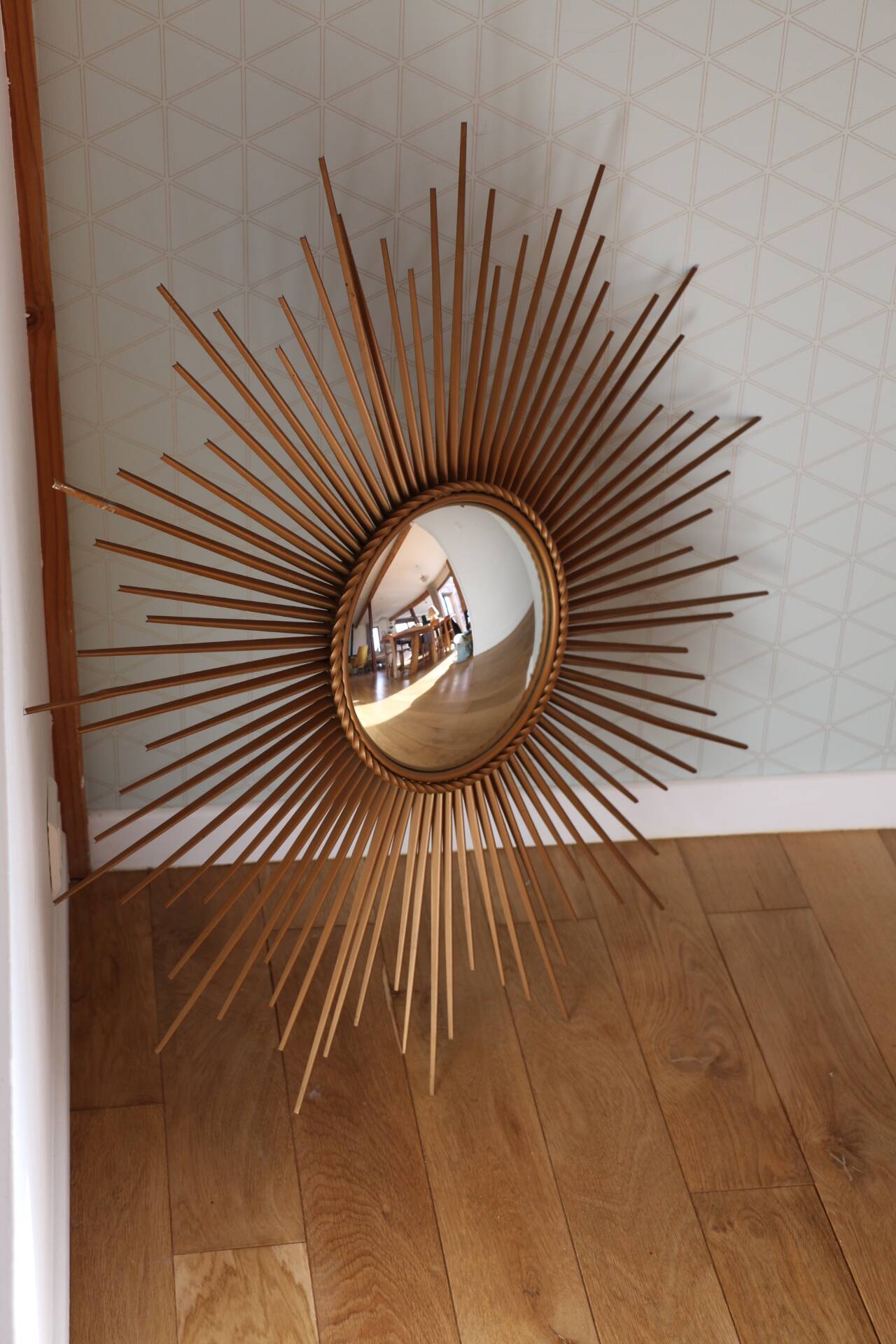 Witch mirror chaty-vallauris 856mm