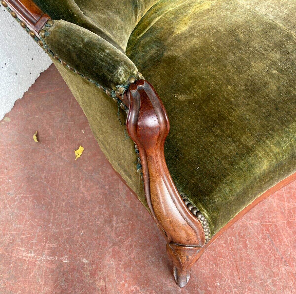 Louis Philippe bench e