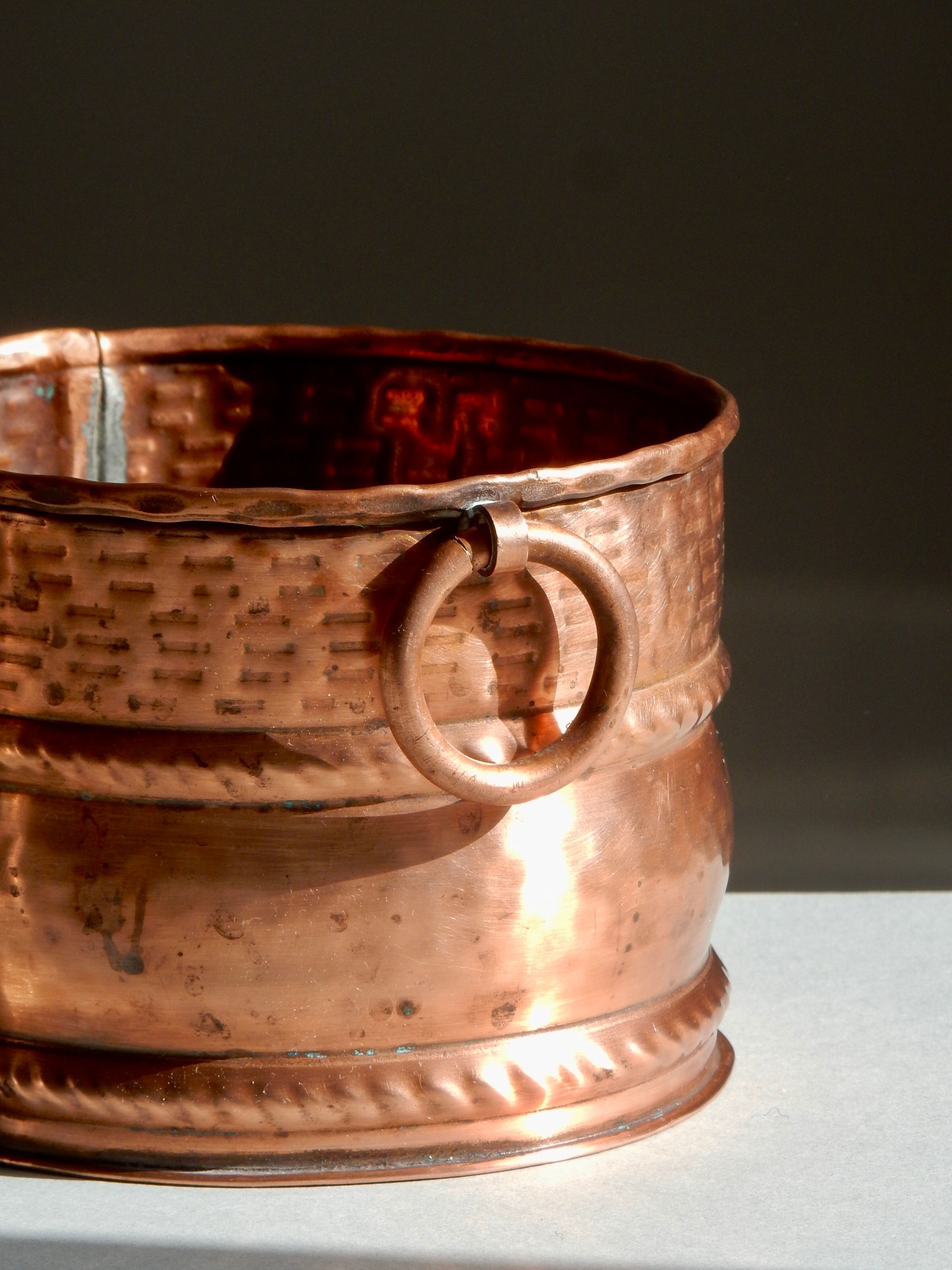 Cache-pot en cuivre rose France