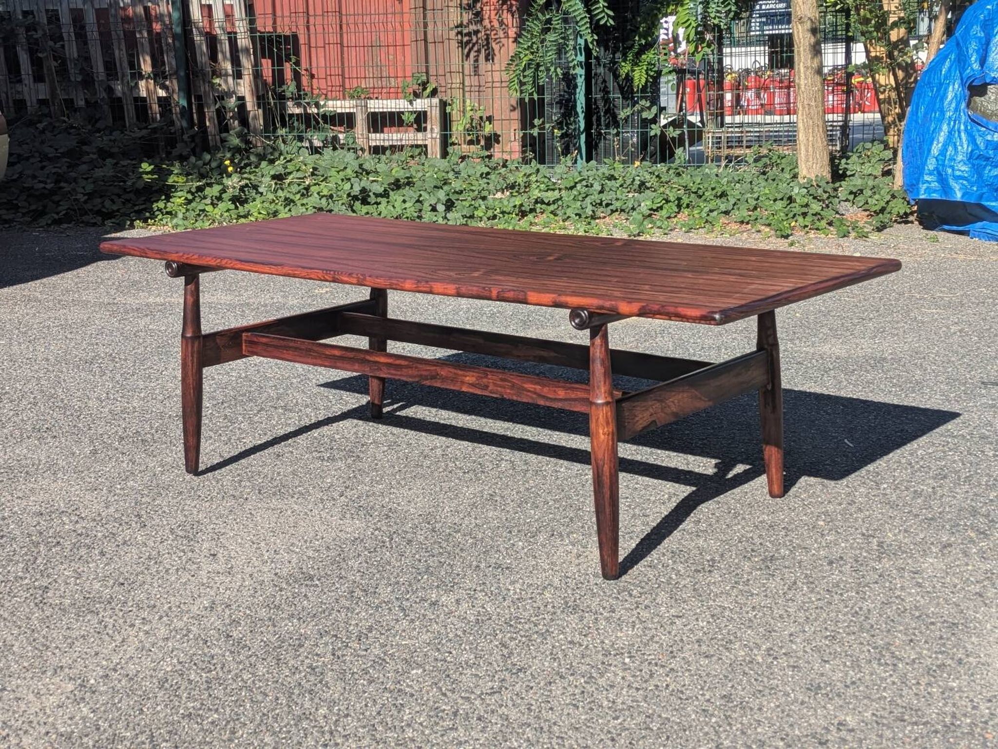 Table basse vintage en palissandre – style scandinave années 60