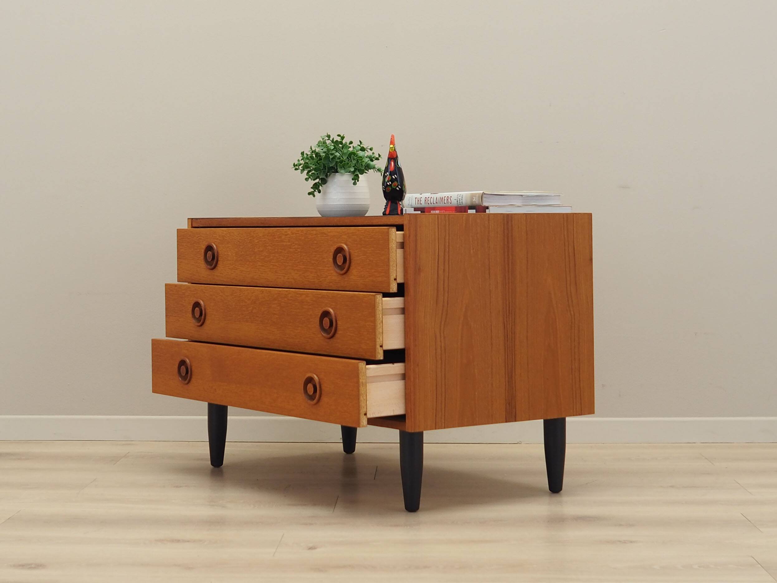 Teak chest of drawers, Danish design, 1970s, production: Denmark