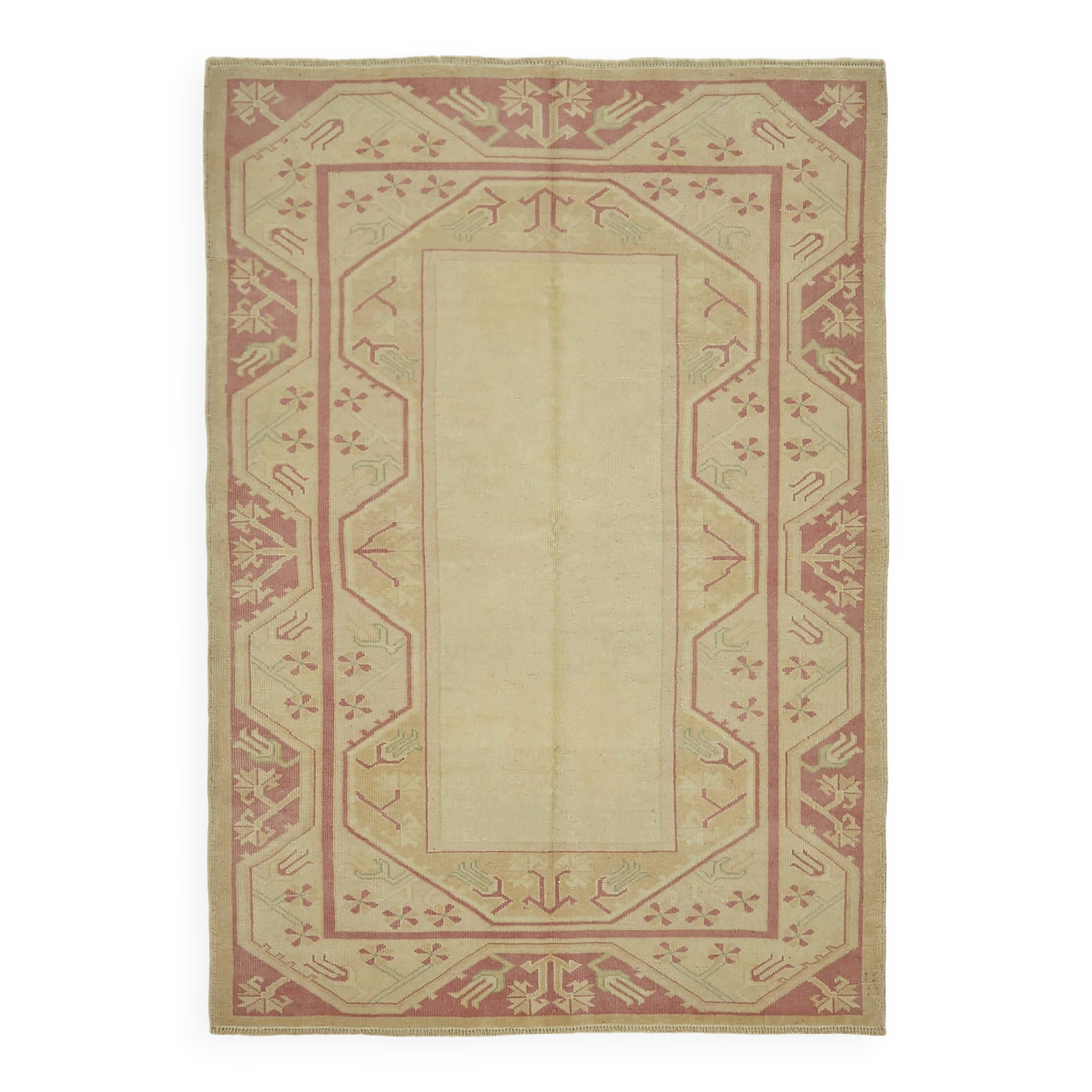 Turkish Vintage Anatolian Rug 140 cm x 200 cm