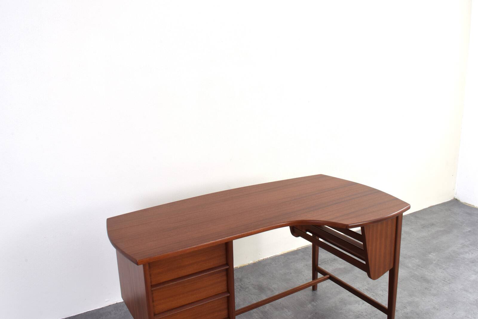 Mid-Century Kidney Shaped Danish Teak Desk, 1960s.