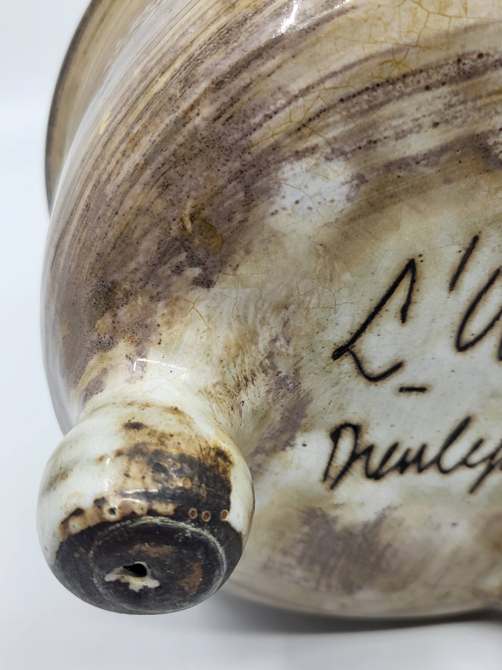 Jacques Pouchain tripod pocket emptier, Dieulefit workshop, French ceramics 1960