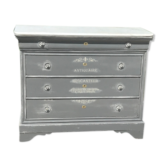 Louis Philippe Grise Skated chest of drawers