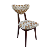 Chaise 'Heart' Mid-Century Moderne, Velours Jaune Gaston Daniela Jacquard, Bois Foncé, Europe 1960s