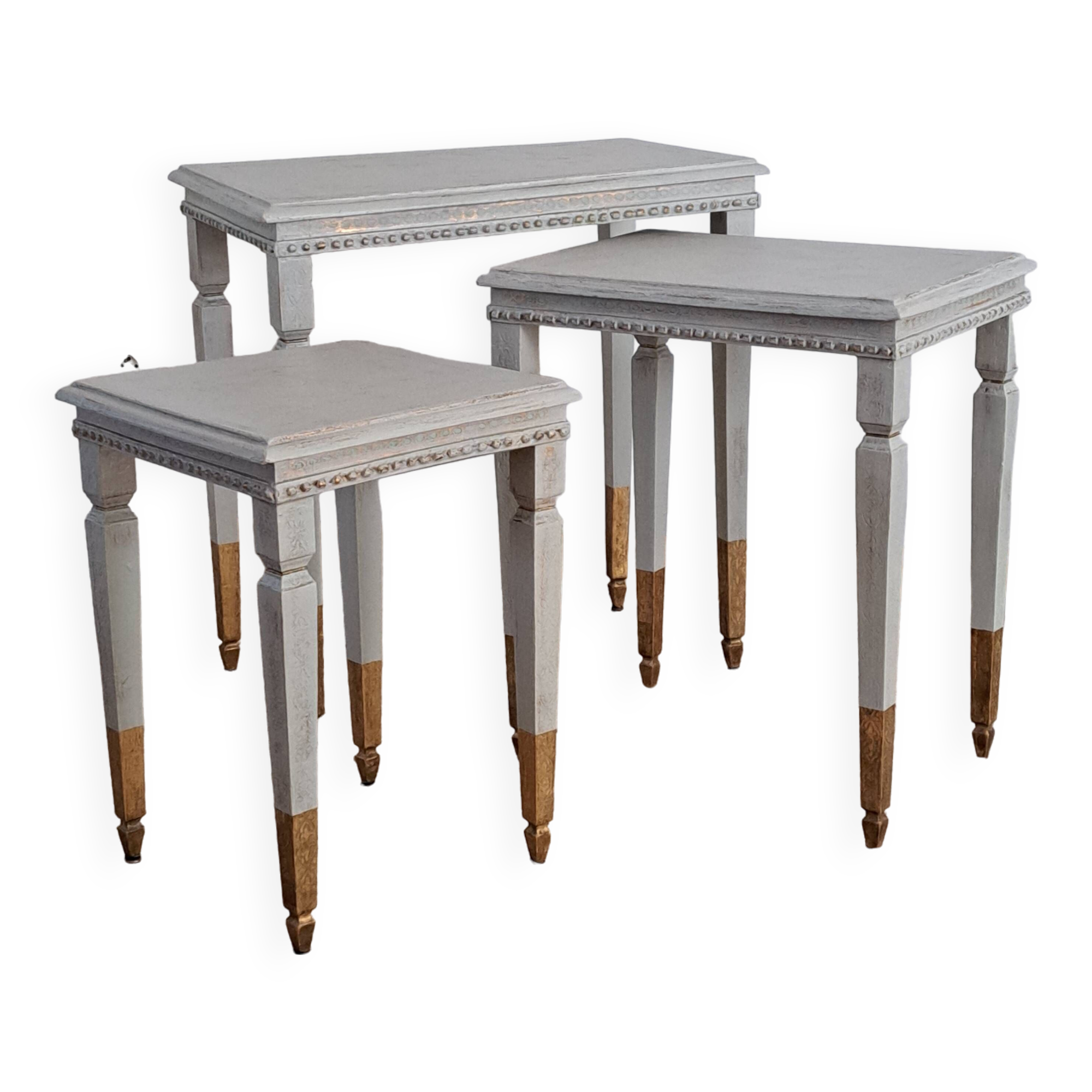 Tables gigognes en bois exotic