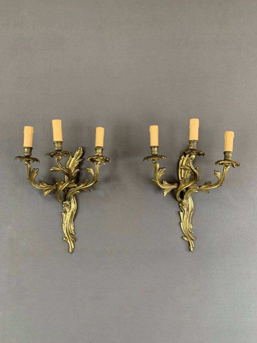 Paire d’appliques murales en bronze, XIXème siècle