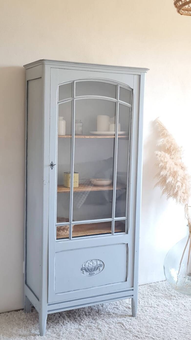 Parisian Art Deco glass cabinet