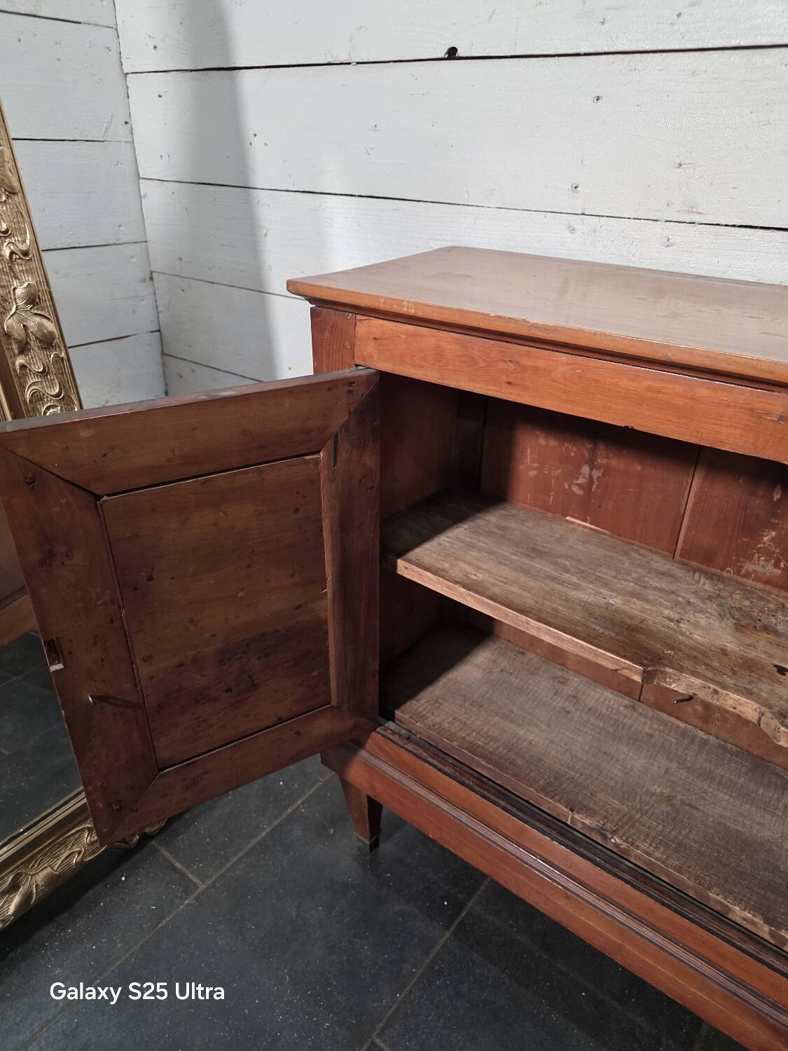 Low buffet in solid cherry wood from the 19th century (shallow)