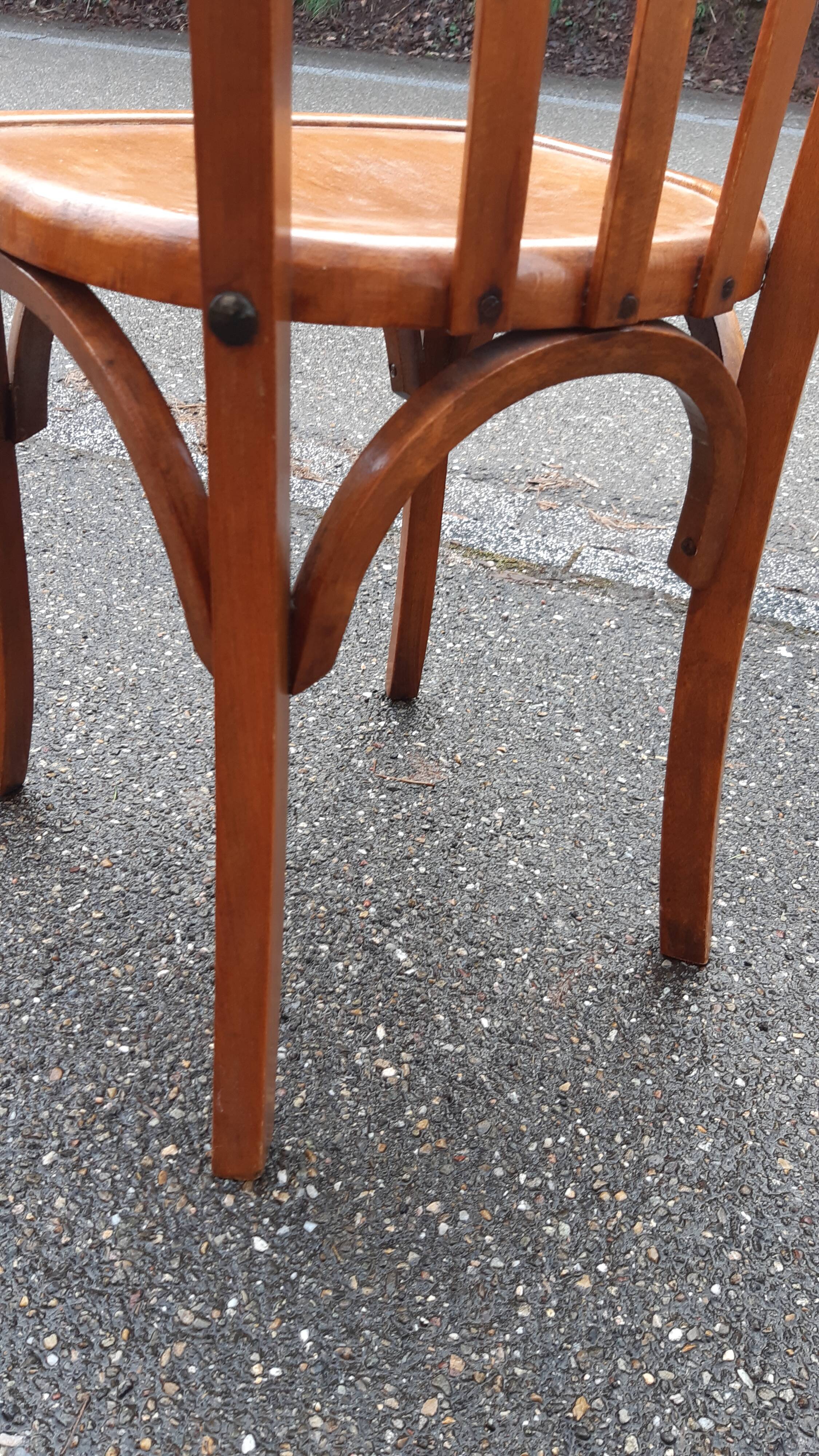 Paire de chaises bistrot années 60