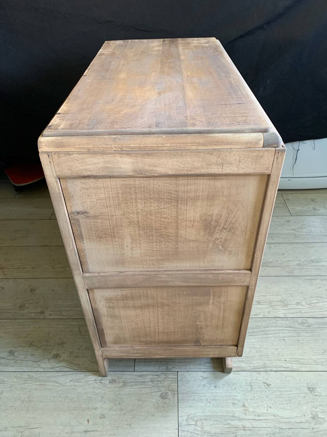 Old chest of drawers