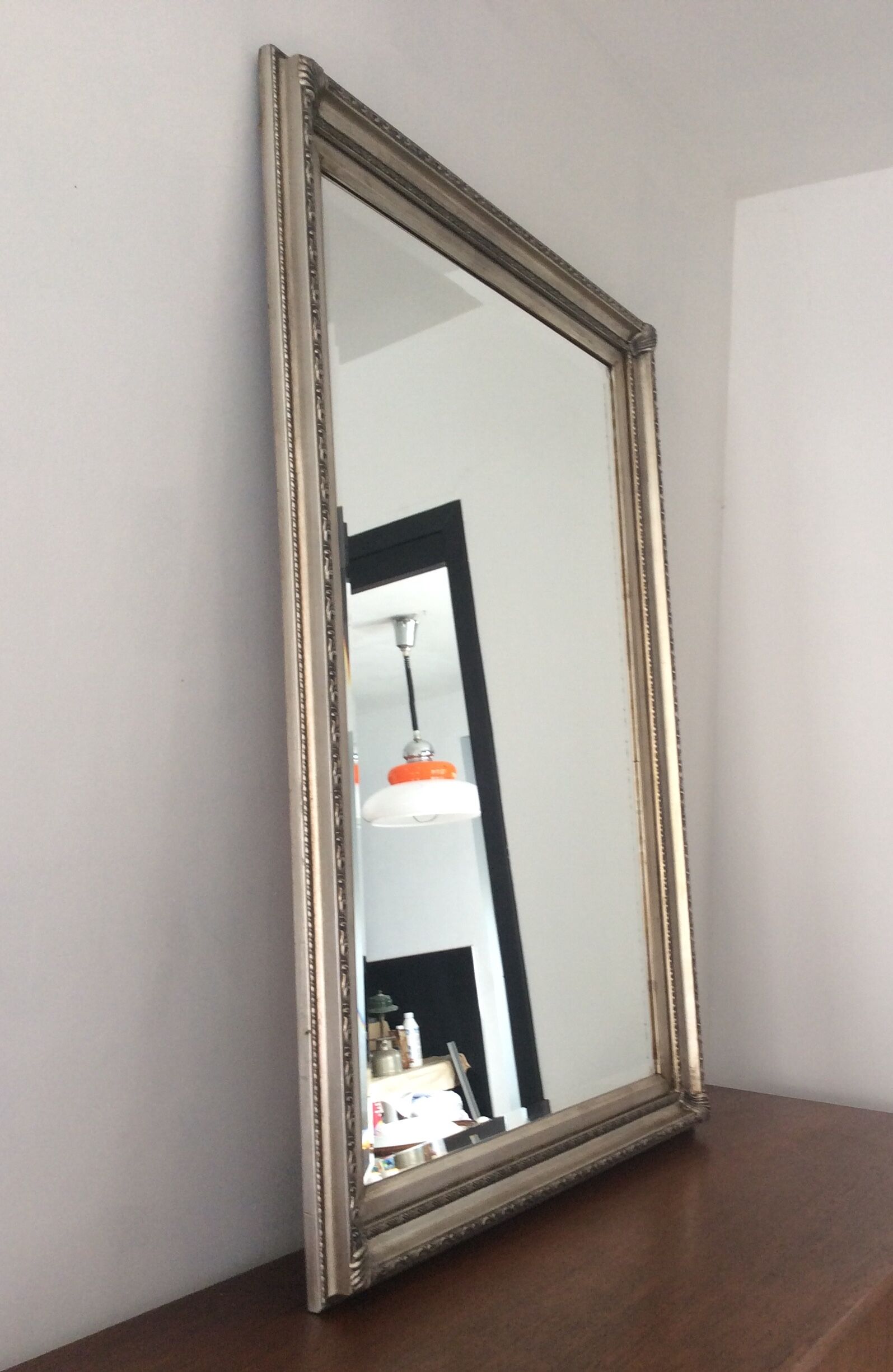Bevelled mirror in silver wood 75x105cm