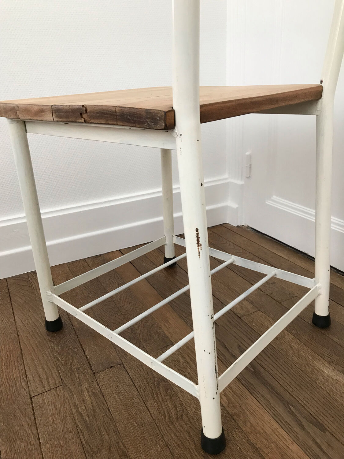 Chaise de pensionnat
