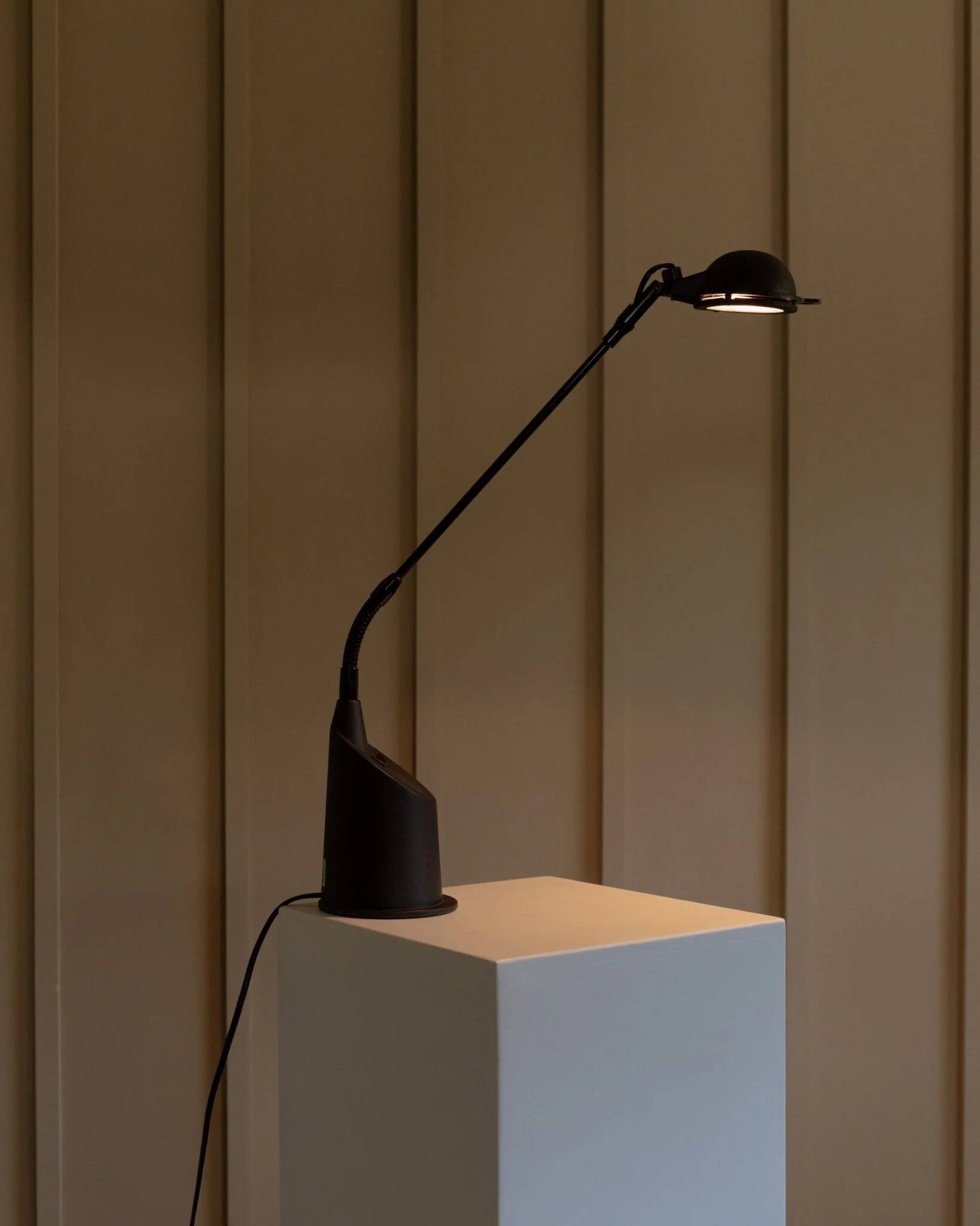 Vintage black table lamp TPB - Model 3014 - Postmodern Memphis design - Italy 1980s