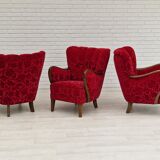 Années 1960, design danois, fauteuil en tissu rouge cerise, très bon état d’origine.