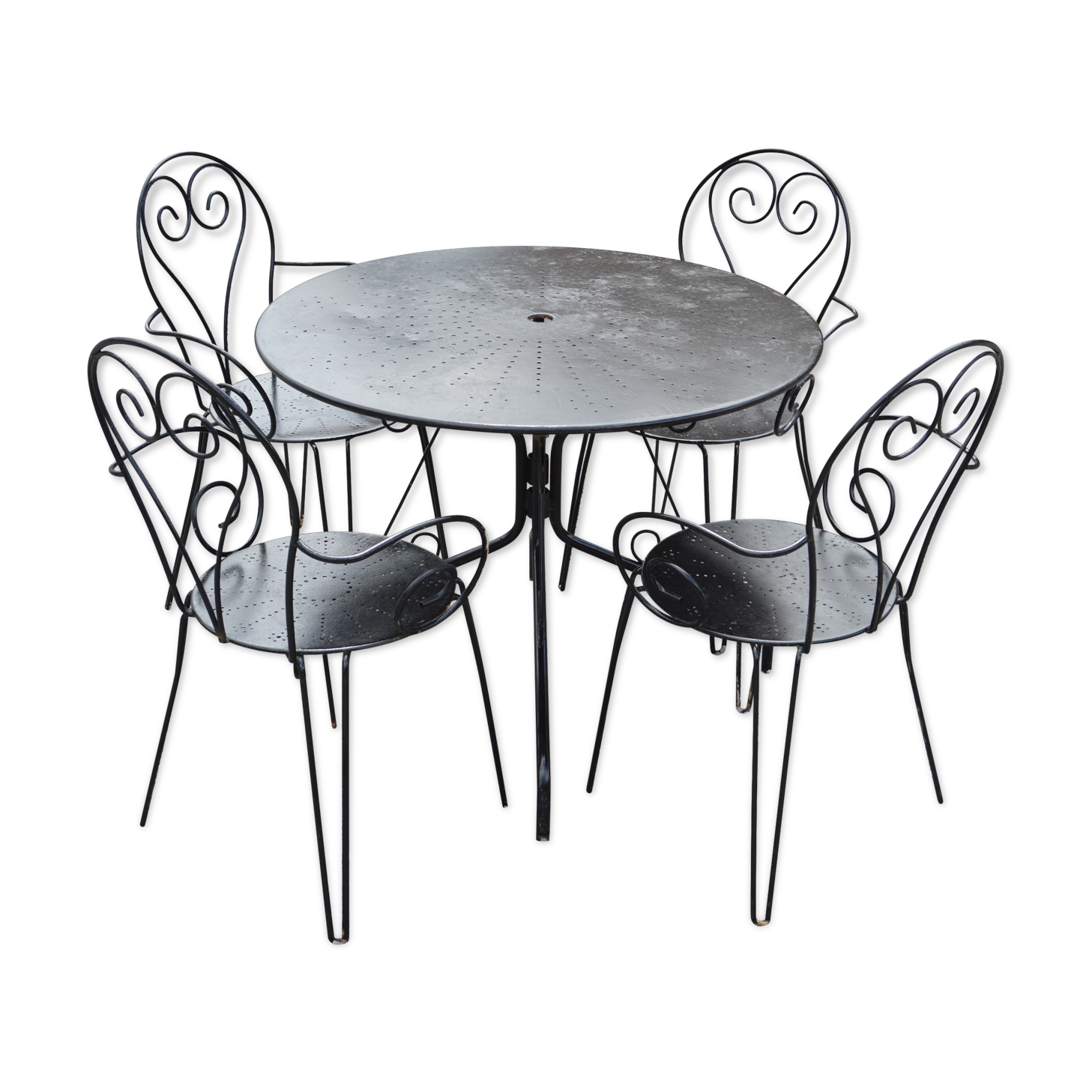 Wrought iron garden set