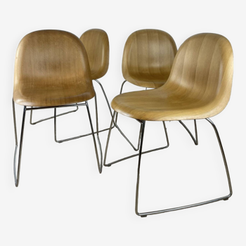 Set of 4 gubi chairs