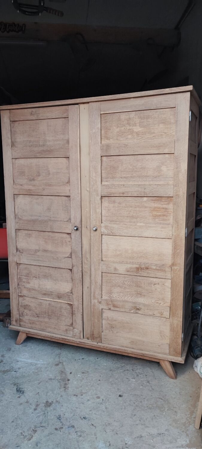 Cabinet or wardrobe René Gabriel