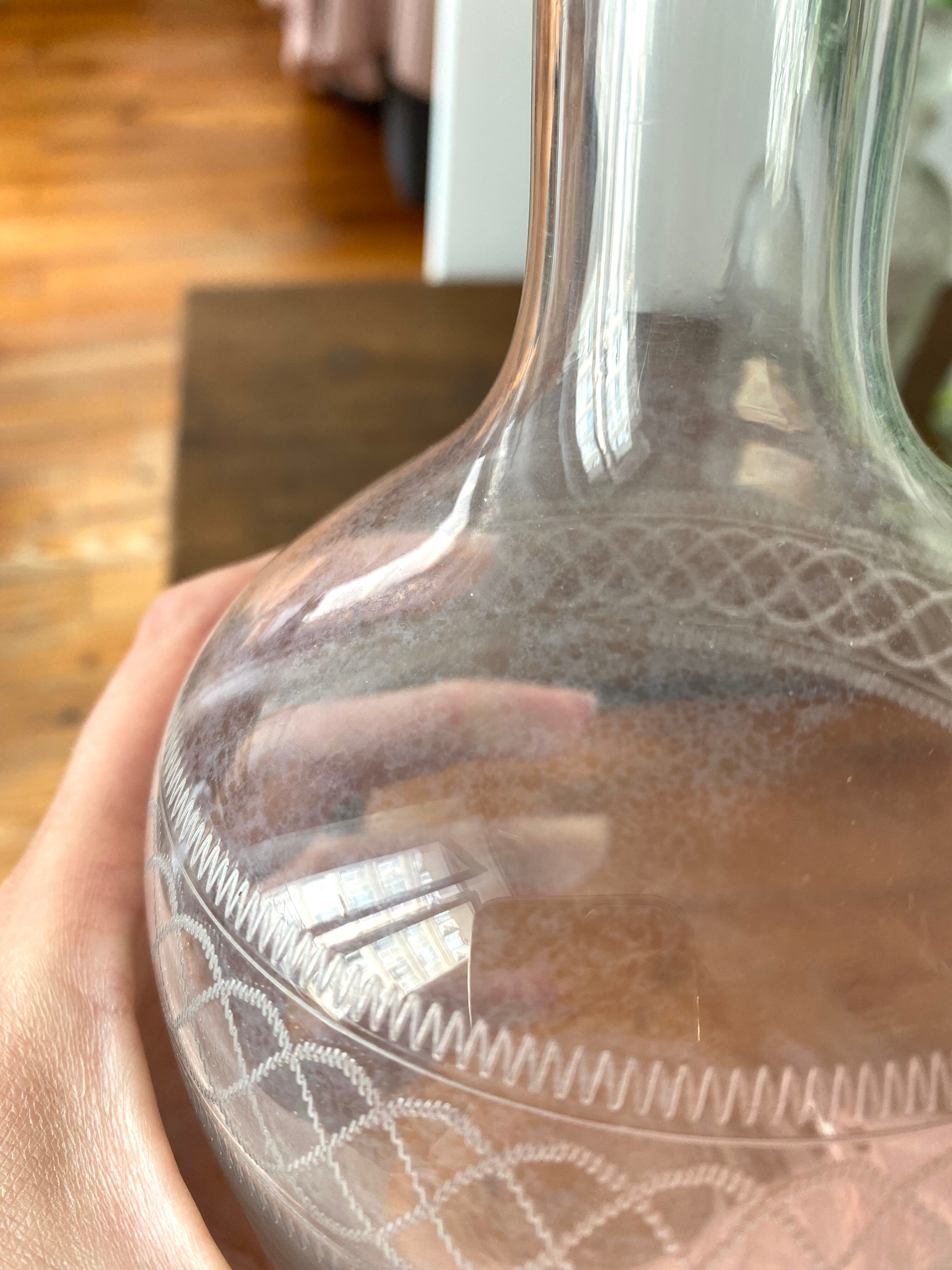 Vintage 60s chiseled glass decanter