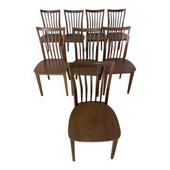 Set of 8 old vintage wooden bistro type chairs from the 70s