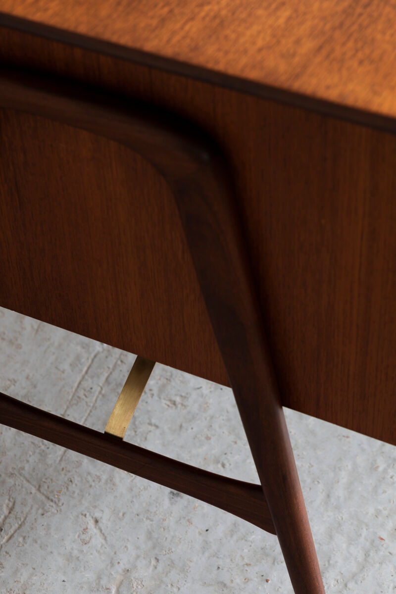 Bureau de Louis Van Teeffelen pour Wébé design hollandais, années 1950