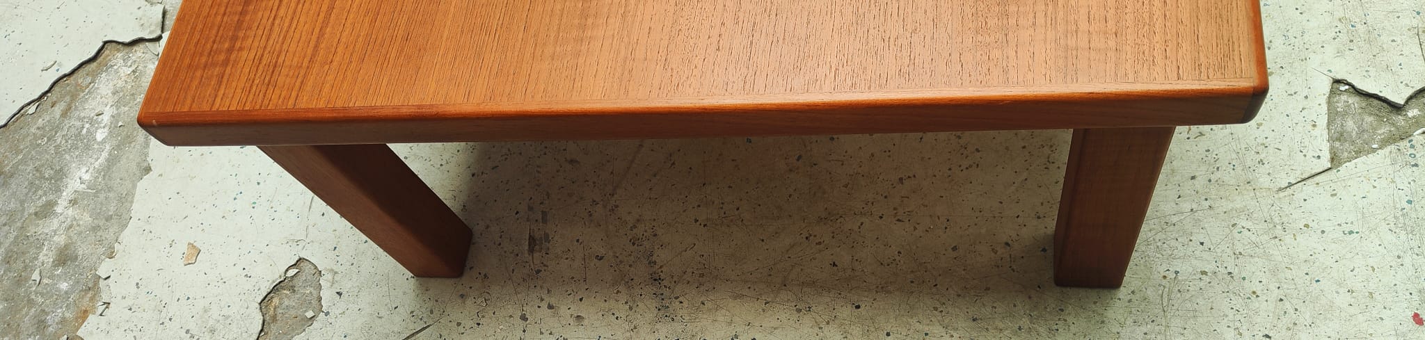 Mid century coffee table vintage