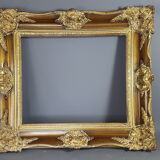 Large frame Louis XV style wood and gilded stucco patinated 78x69 cm, leaf: 55.5x46.5 cm