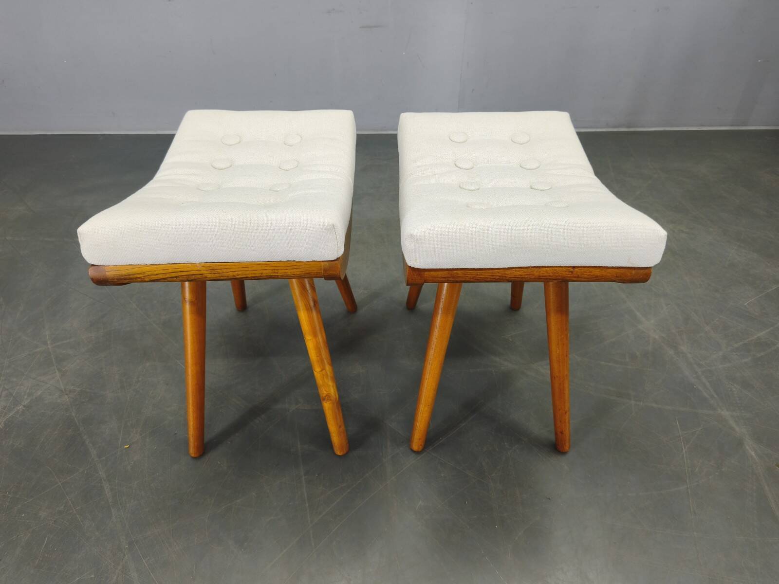 Pair of Mid-Century Maple Wood Stools, 1960, Czechoslovakia