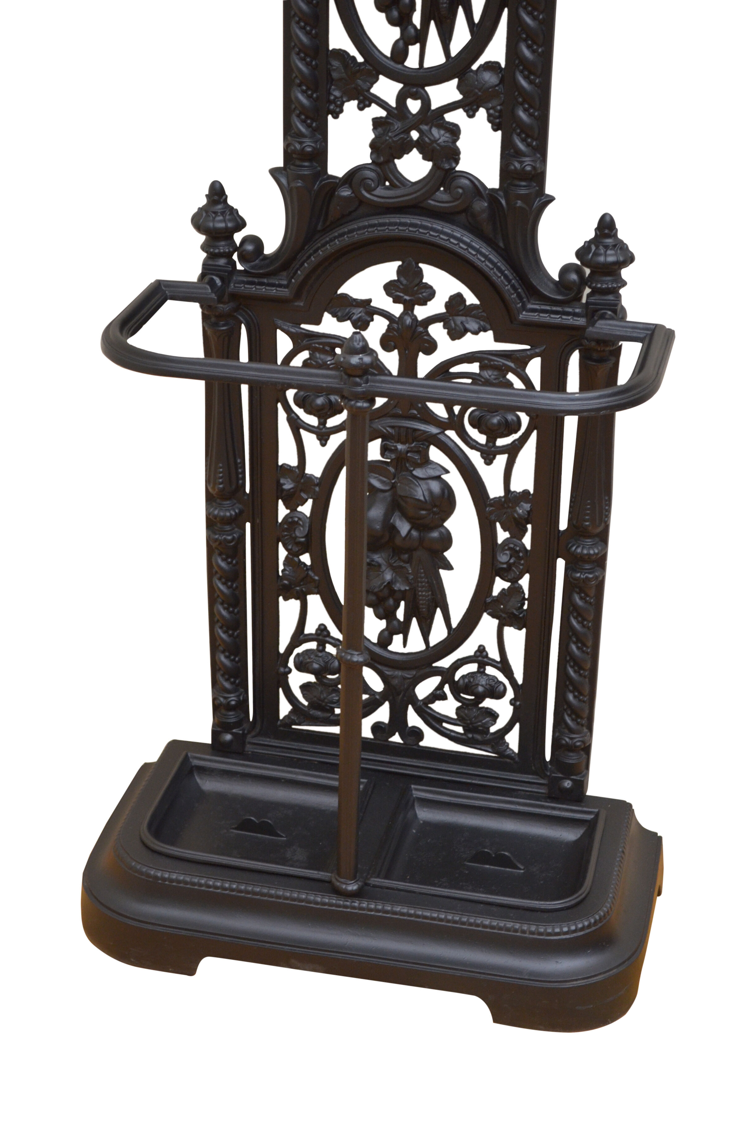 Stylish Victorian cast iron hall stand