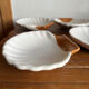 6 shell-shaped bowls