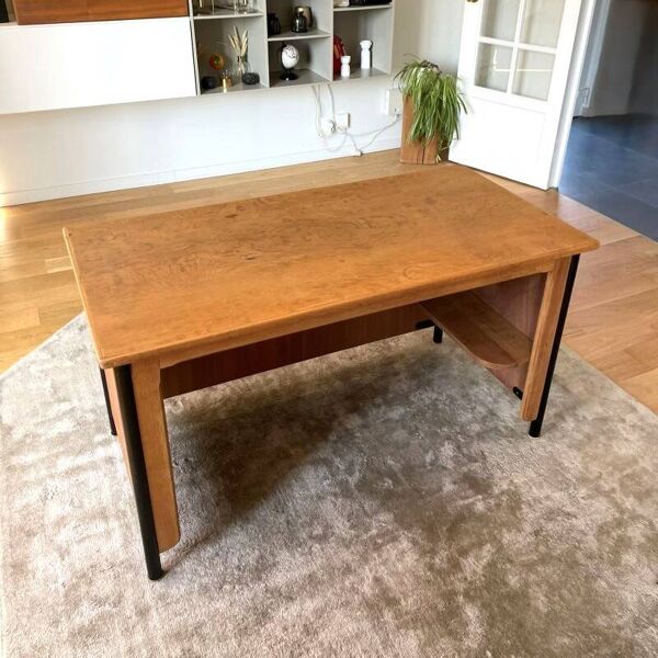 Bureau vintage au design moderniste – style Prouvé