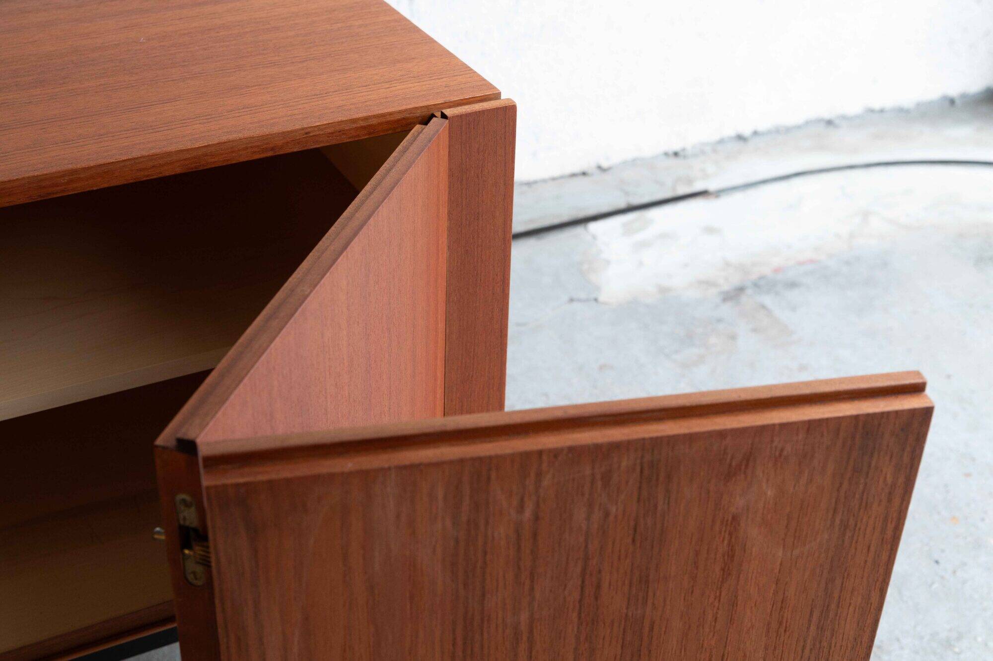 Buffet 'B20' by Dieter Waeckerlin