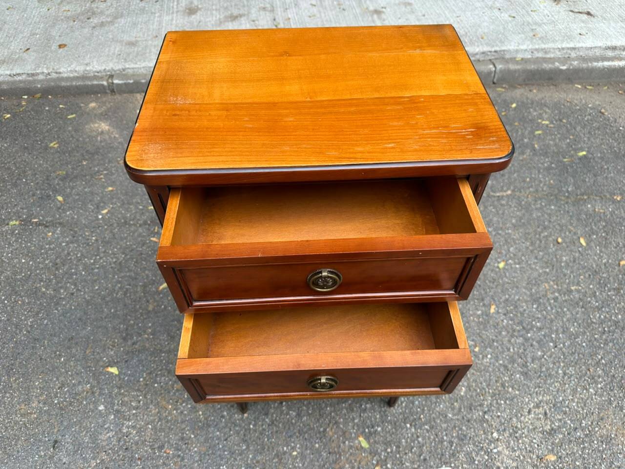 Louis XVI solid cherry wood chest of drawers with 5 drawers, 1980.