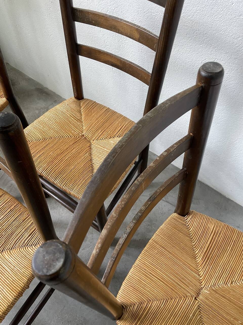 Set of 4 straw chairs from the 50s Dudouyt