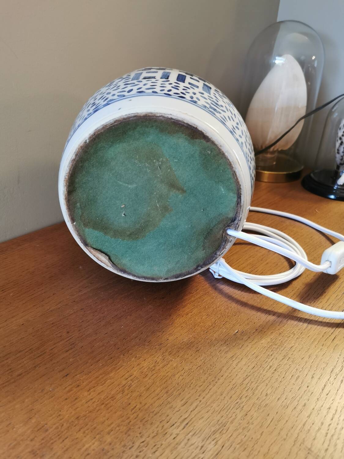 Antique Asian ginger jar lamp base