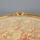 Canapé ancien style baroque, décorations en bois doré, XIXe siècle