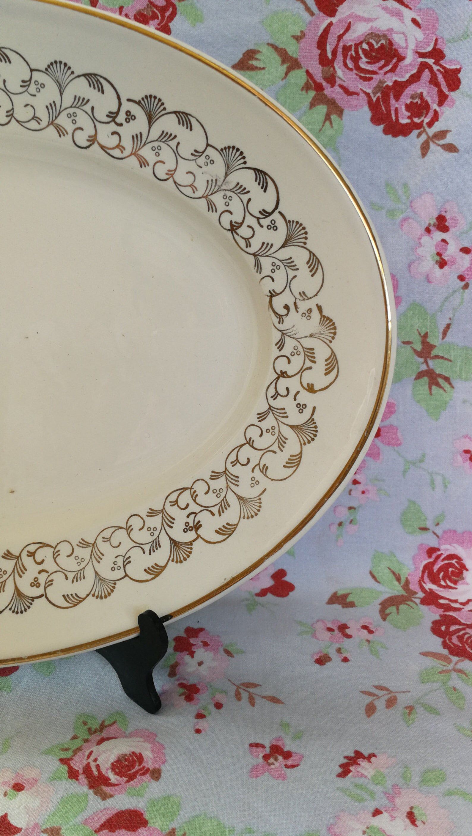 Grand Plat Oval Ancient Digoin Sarreguemines - True Opaque - Golden Contour