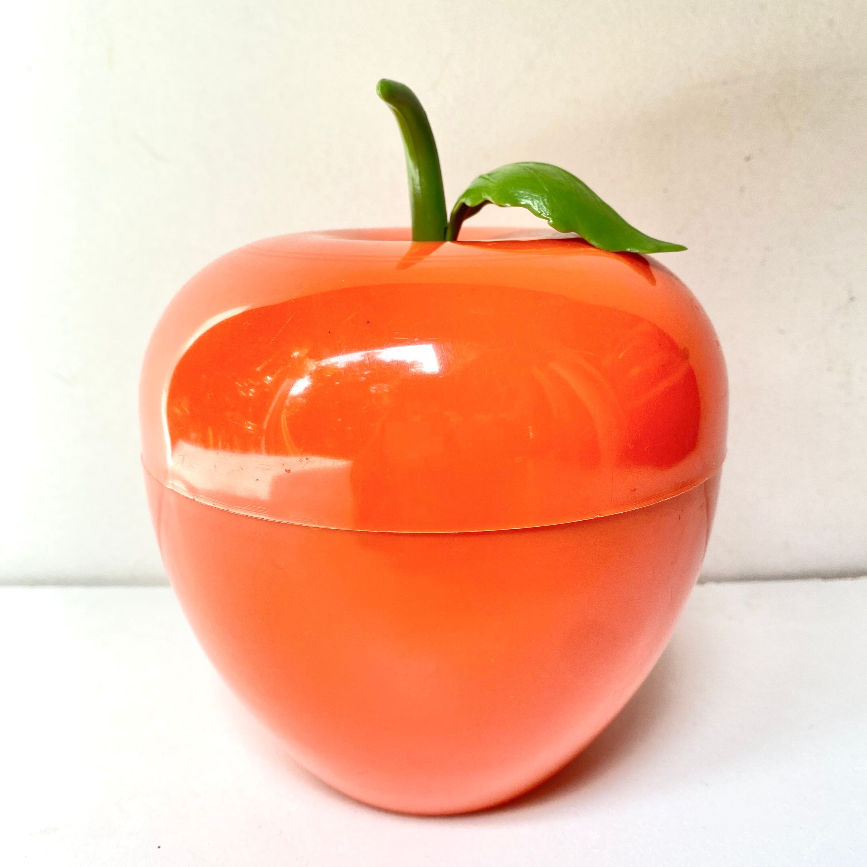 Vintage apple ice bucket SOM
