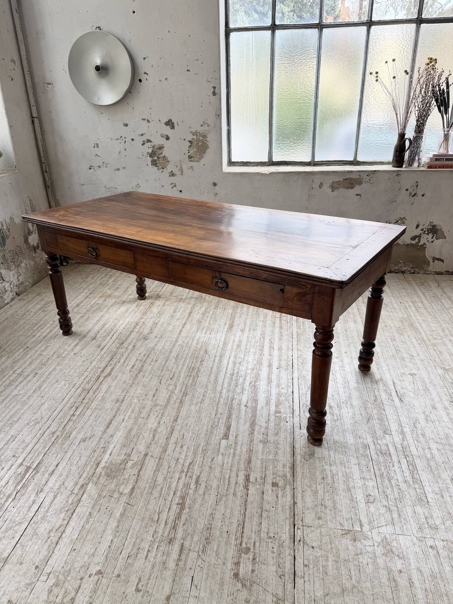 Table de ferme ou table de drapier noyer massif 1900